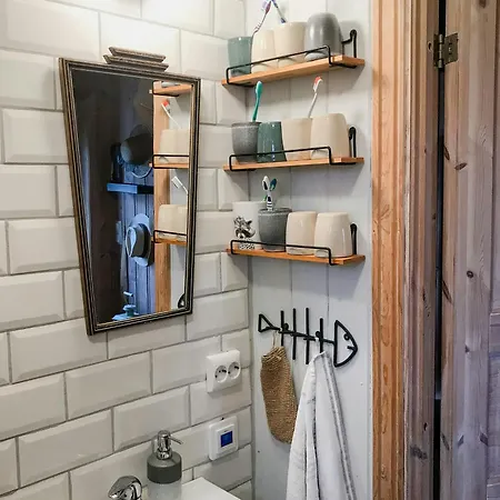 Unique By The Water On Feriehus