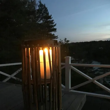 Unique By The Water On Feriehus *