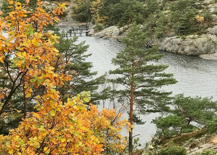 Unique By The Water On Nyaraló *
